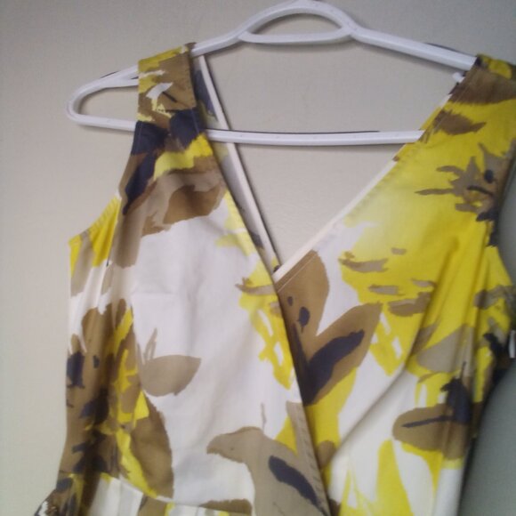 Robin Howe Dress Women 2 Sleeveless Sundress Belt Floral Tan Yellow - Picture 8 of 14